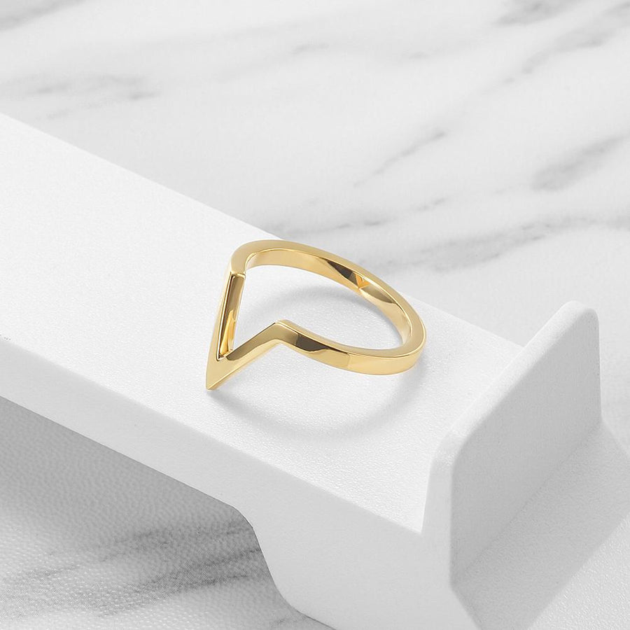 V-Shape Outline Ring